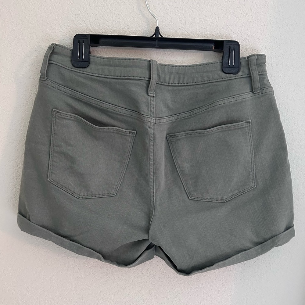Universal Thread Olive Green Button Fly Shorts - image 3